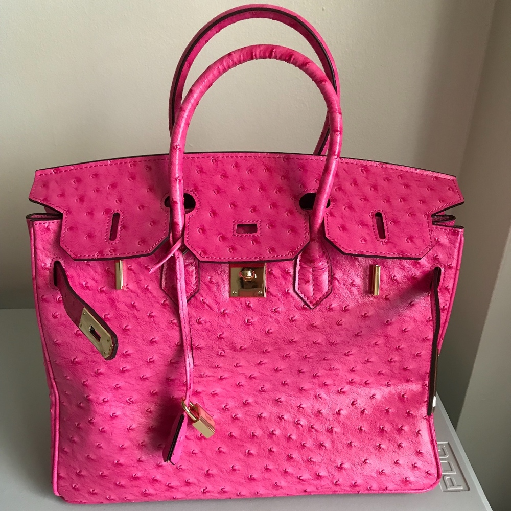 Structured ostrid leather bag